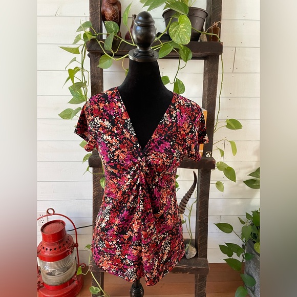 Van Heusen: Floral Cottagecore Blouse - Picture 9 of 17